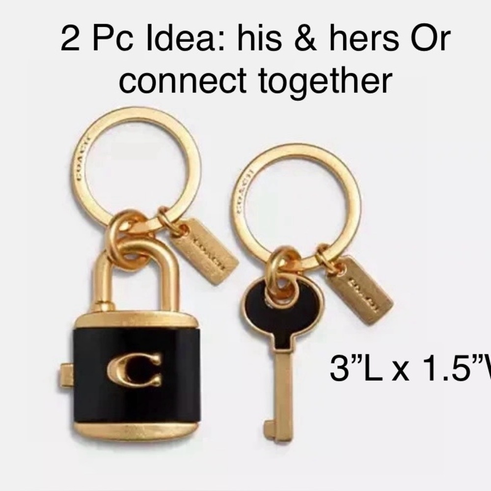 NWT Coach 2 Pc Lock & Key Double key rings/Bag Charm Unisex - Picture 2 of 10